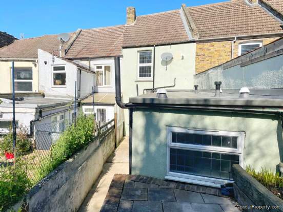 Additional Property Image 2 bedroom Terraced to rent in Rochester 6