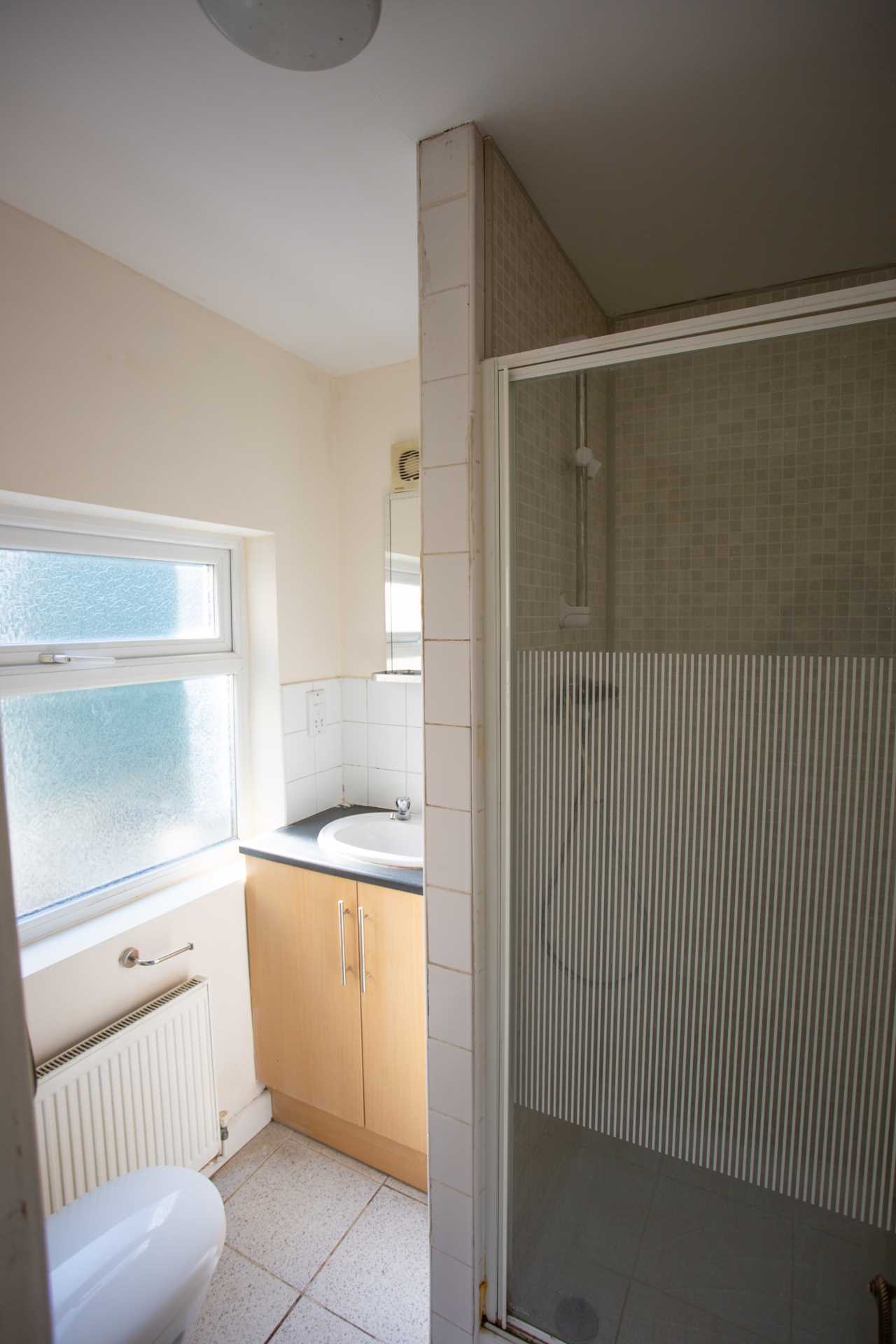 Additional Property Image 3 bedroom Terraced to rent in Chatham 7