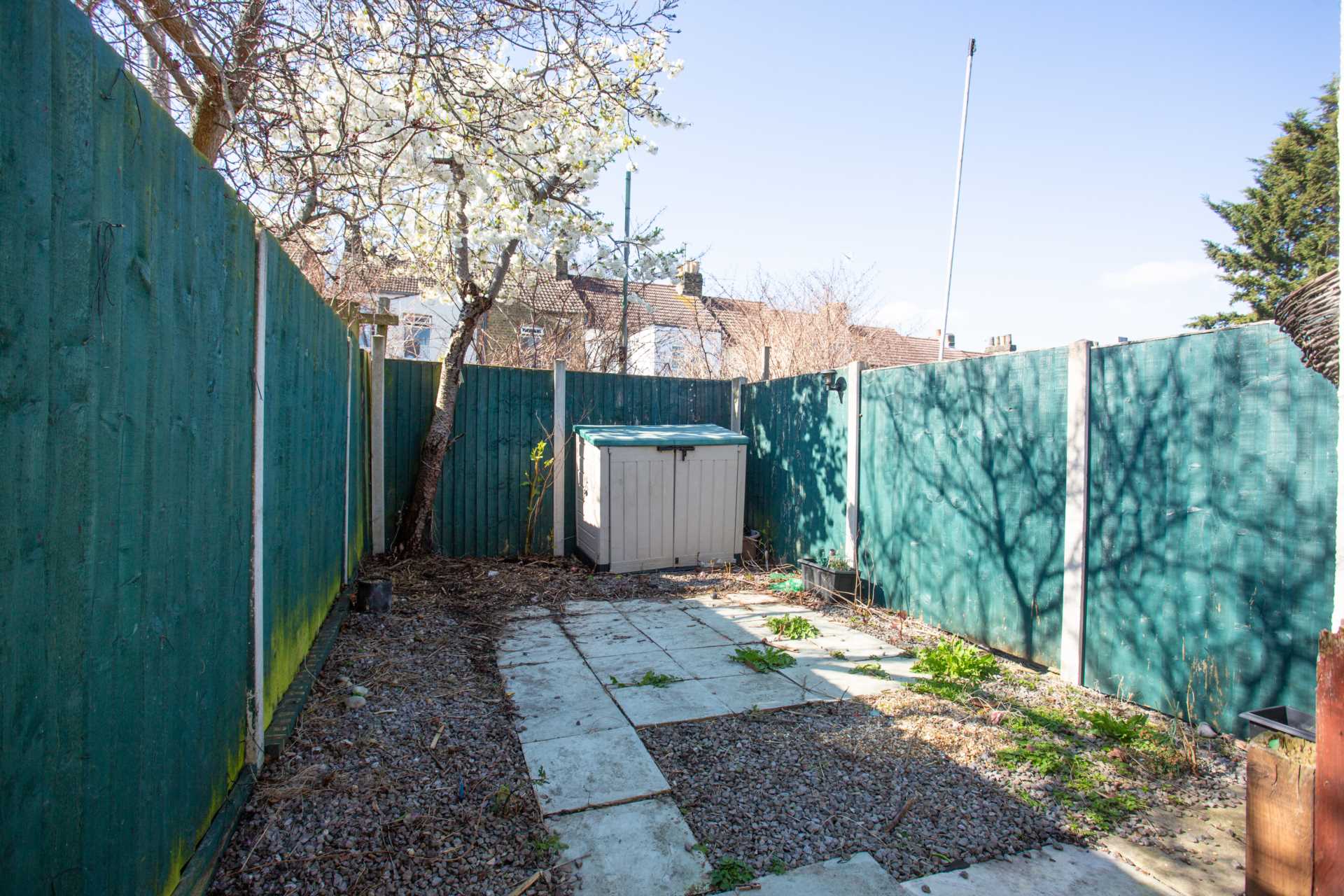 Additional Property Image 3 bedroom Terraced to rent in Chatham 8