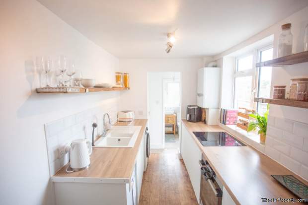 Additional Property Image 2 bedroom End of Terrace to rent in Chatham 4