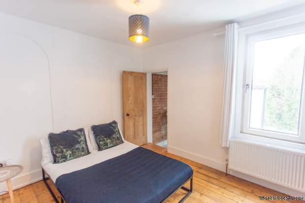 Additional Property Image 2 bedroom End of Terrace to rent in Chatham 7