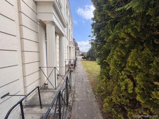 Additional Property Image 2 bedroom Flat to rent in Chatham 11