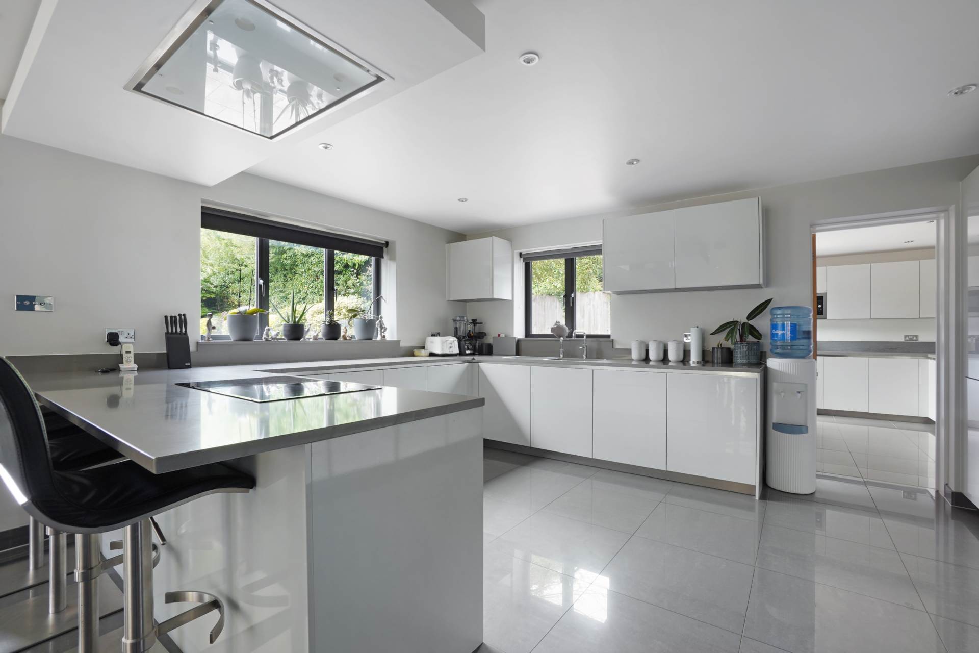 Additional Property Image 5 bedroom Detached for sale in Chatham 3