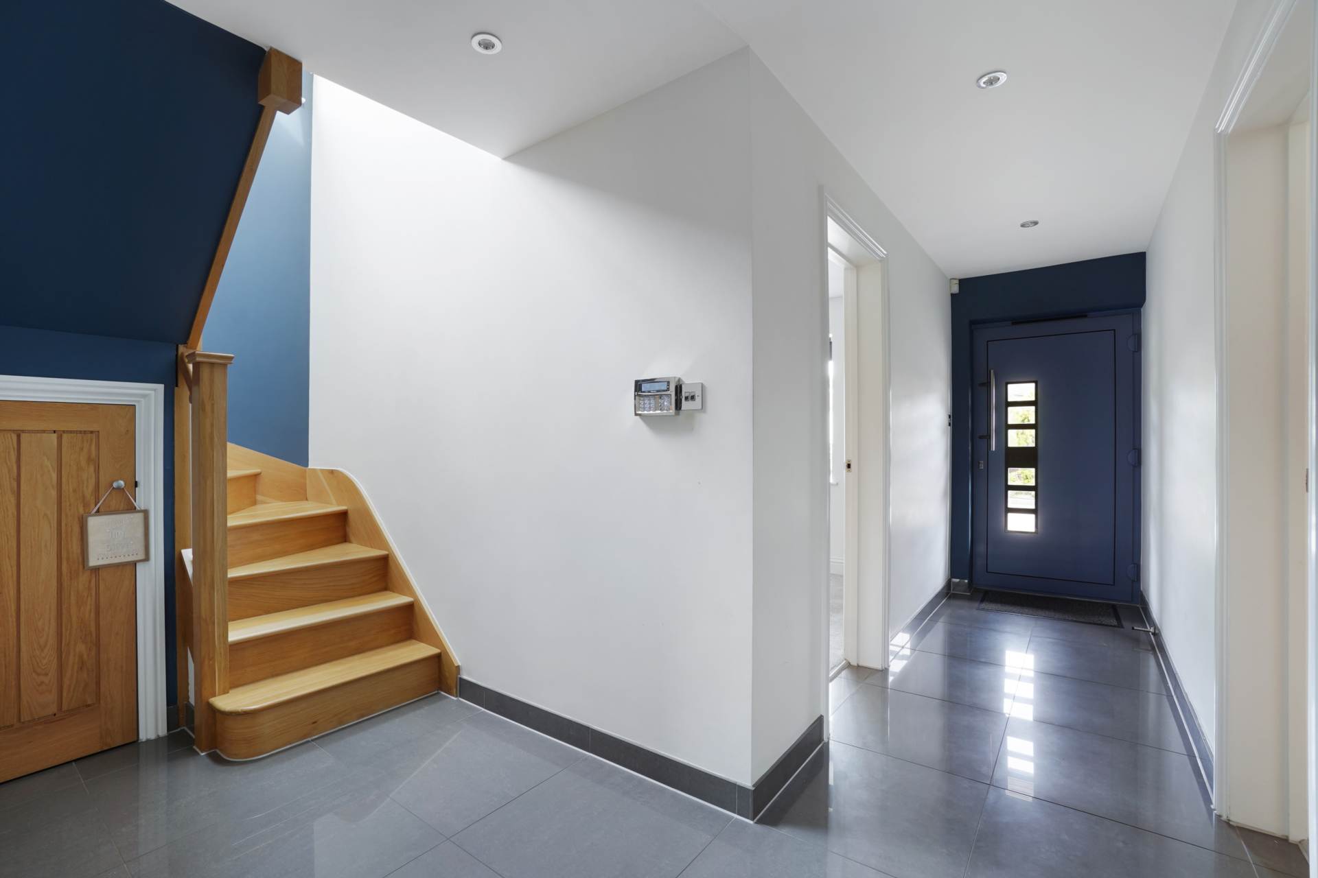 Additional Property Image 5 bedroom Detached for sale in Chatham 5