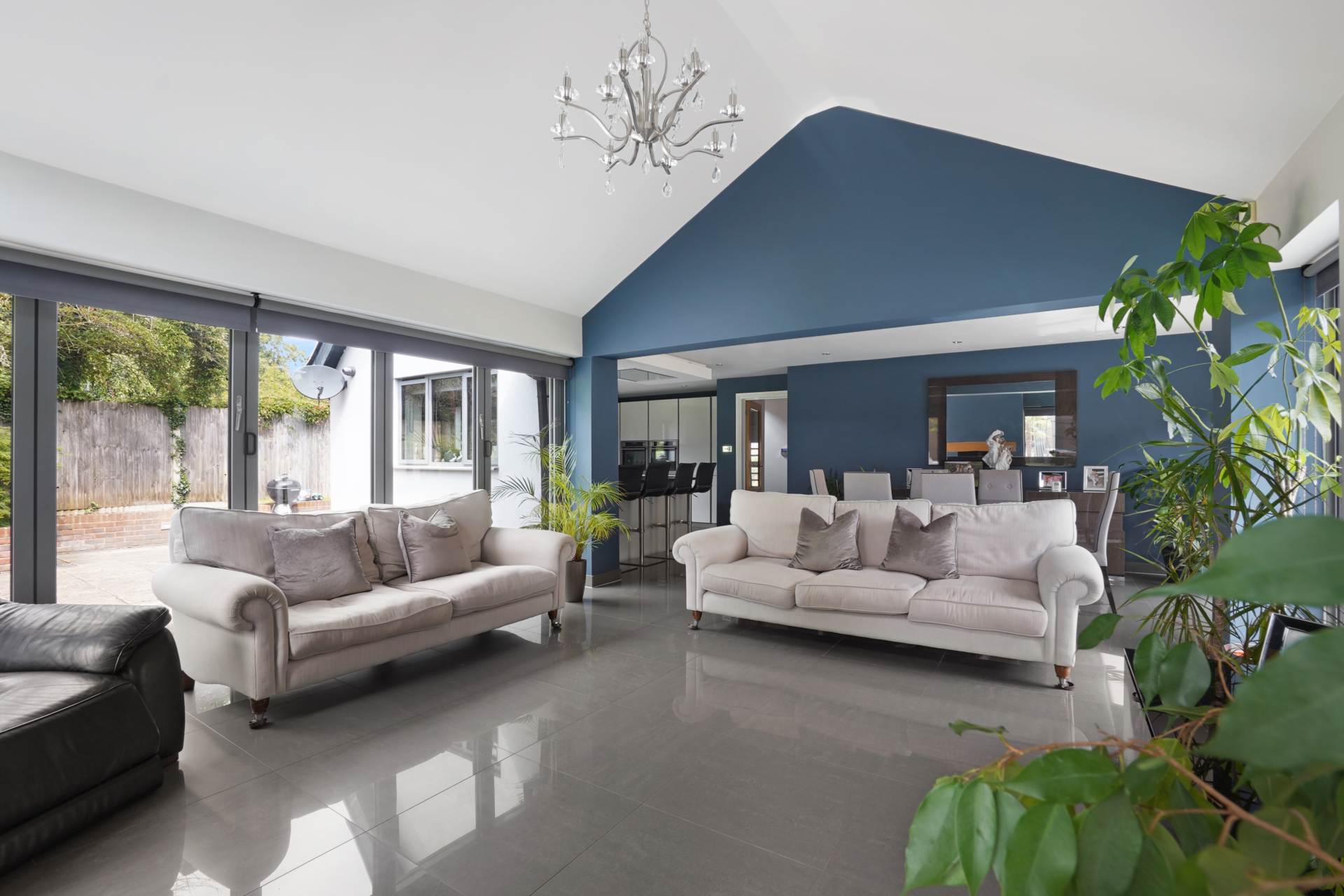 Additional Property Image 5 bedroom Detached for sale in Chatham 14