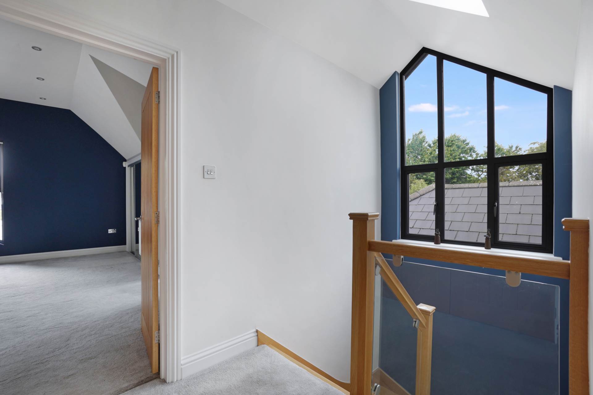Additional Property Image 5 bedroom Detached for sale in Chatham 16