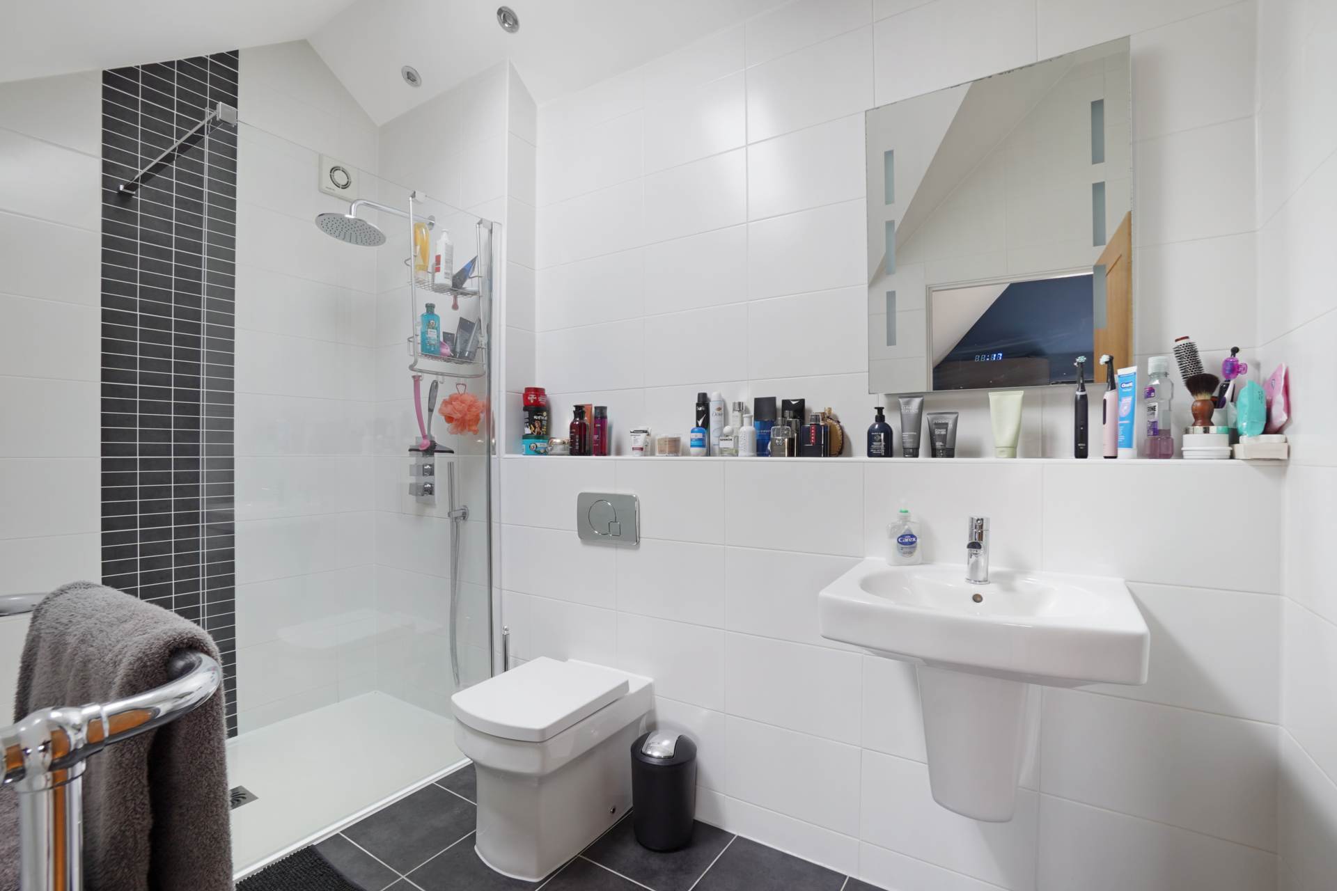 Additional Property Image 5 bedroom Detached for sale in Chatham 18