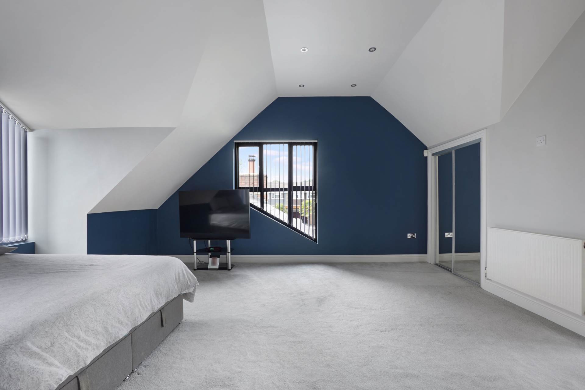 Additional Property Image 5 bedroom Detached for sale in Chatham 20