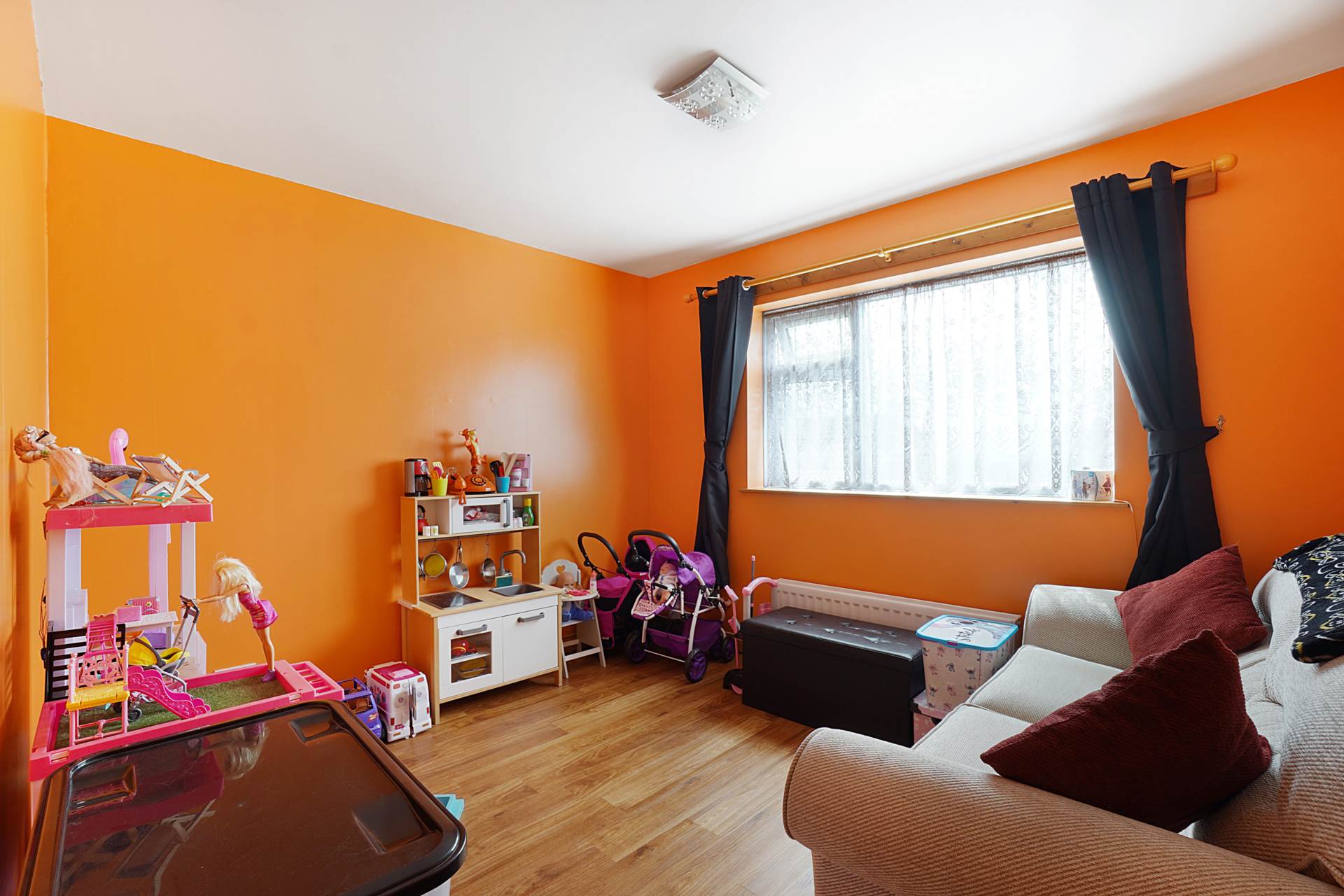 Additional Property Image 5 bedroom Semi Detached for sale in Rochester 8