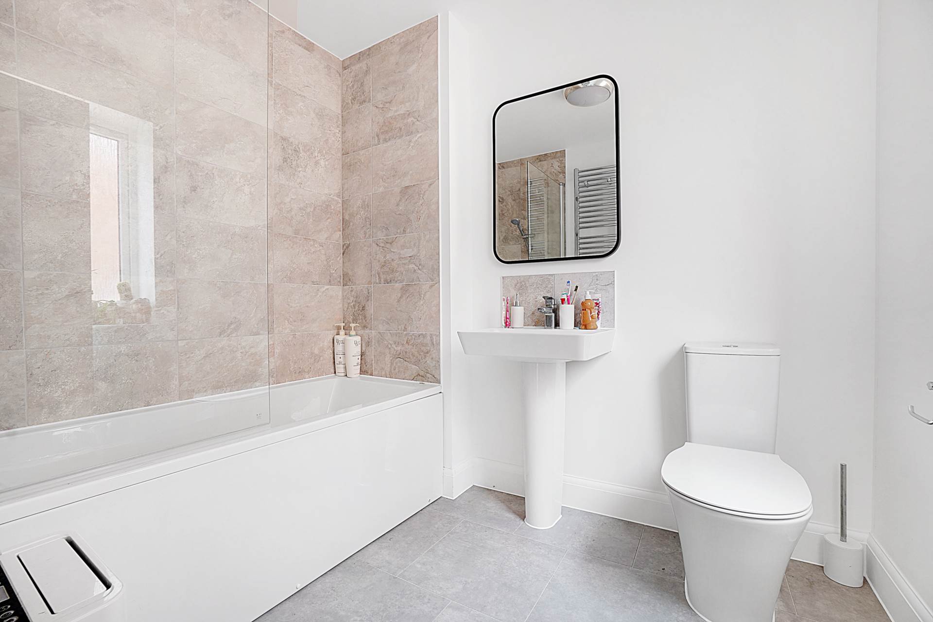 Additional Property Image 4 bedroom Detached for sale in Rochester 17