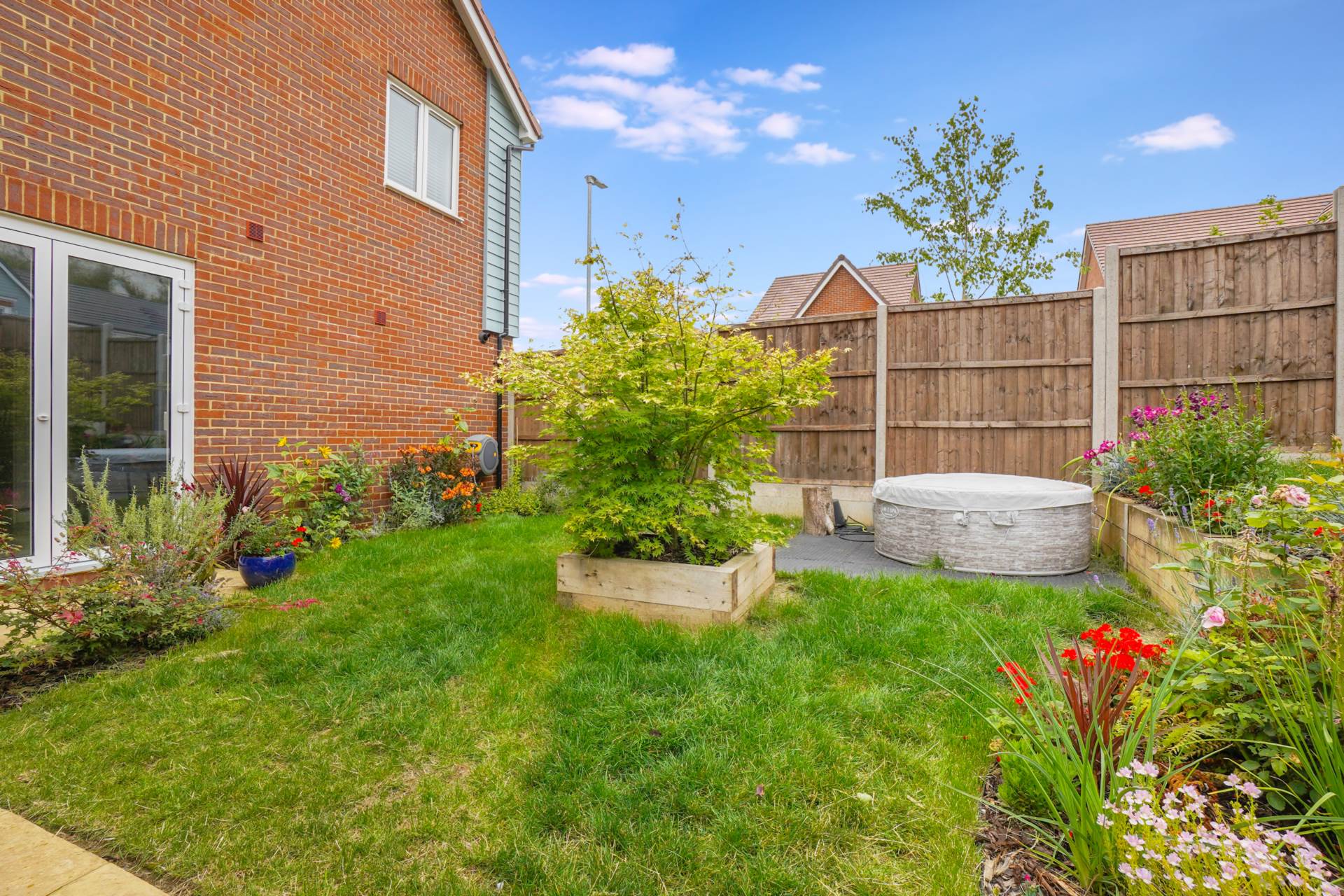 Additional Property Image 4 bedroom Detached for sale in Rochester 21