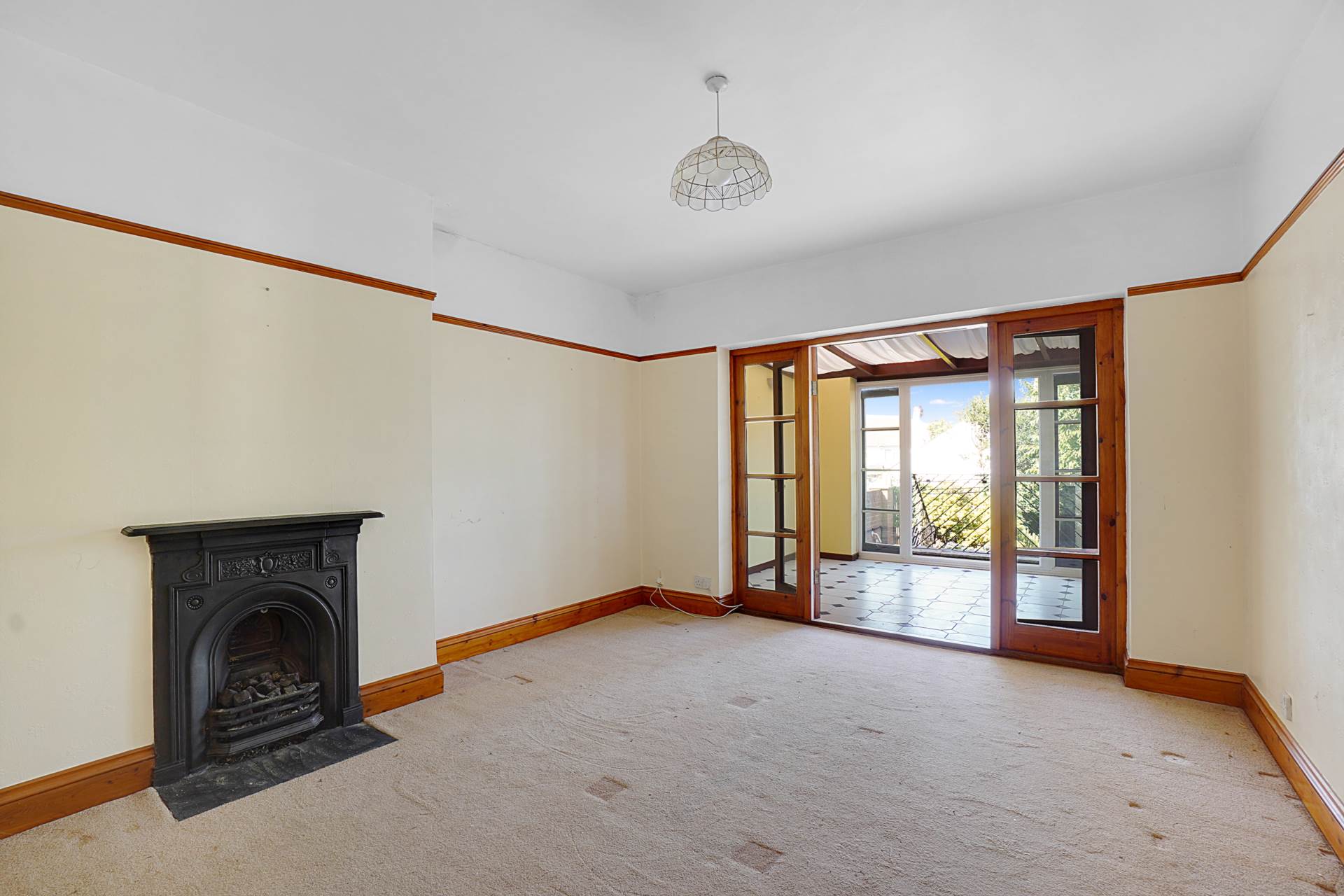 Additional Property Image 3 bedroom Semi Detached Bungalow for sale in Gillingham 10