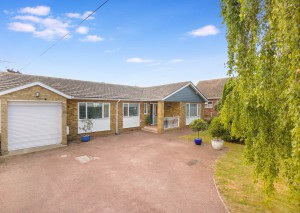 3 bedroom Detached Bungalow for sale in Sheerness