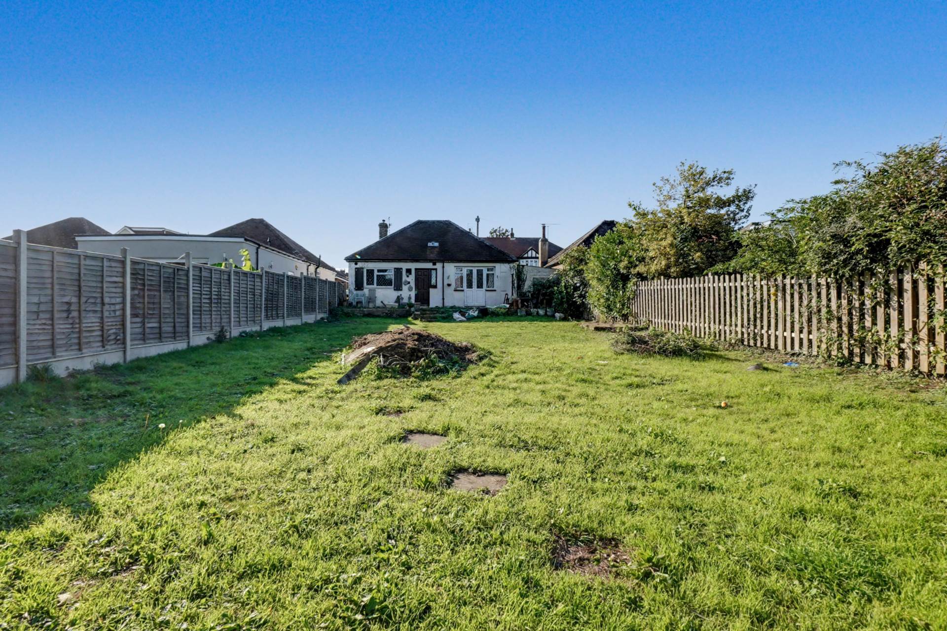 Additional Property Image 2 bedroom Bungalow for sale in Rochester 4