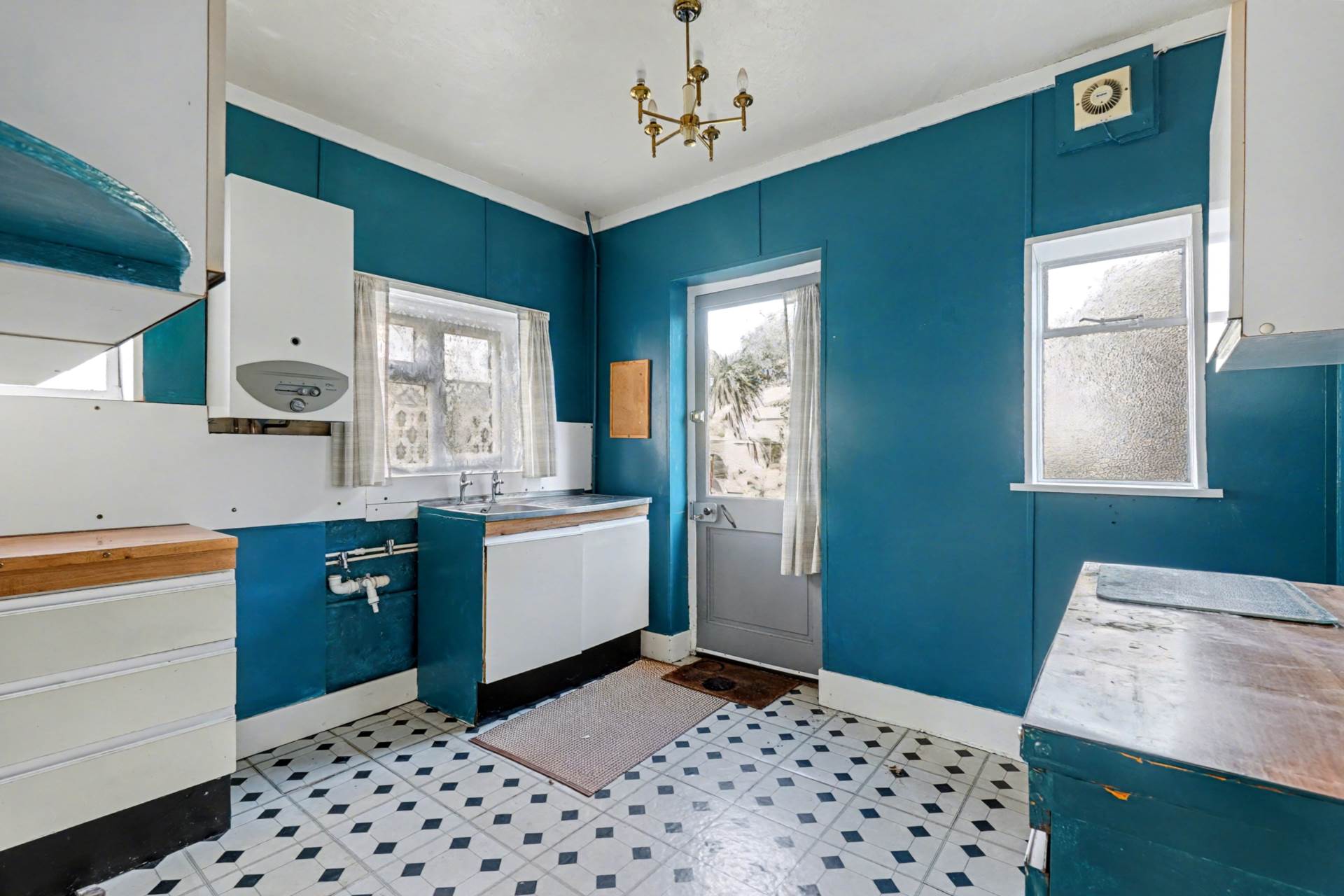 Additional Property Image 3 bedroom End of Terrace for sale in Rochester 4