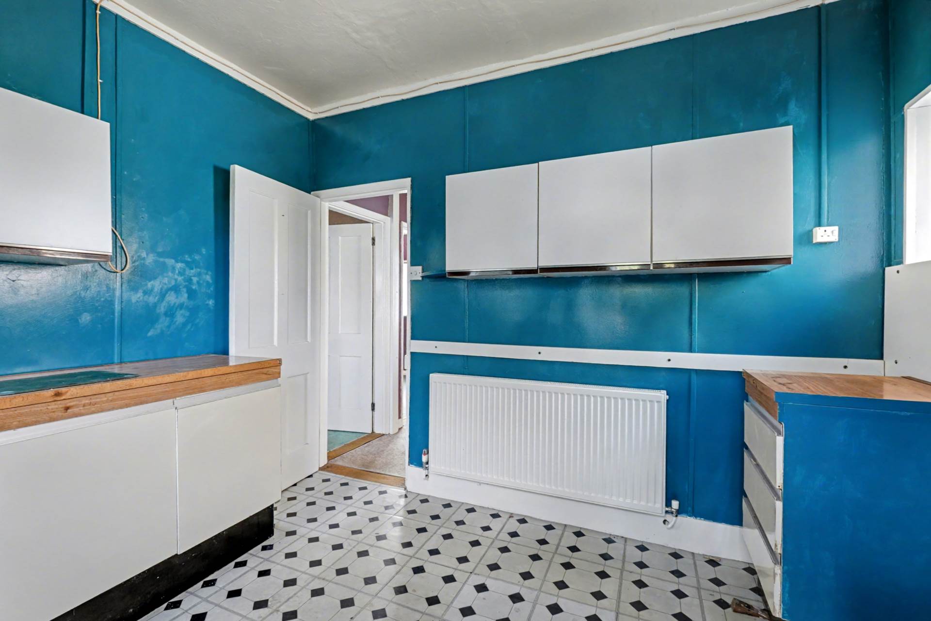 Additional Property Image 3 bedroom End of Terrace for sale in Rochester 8