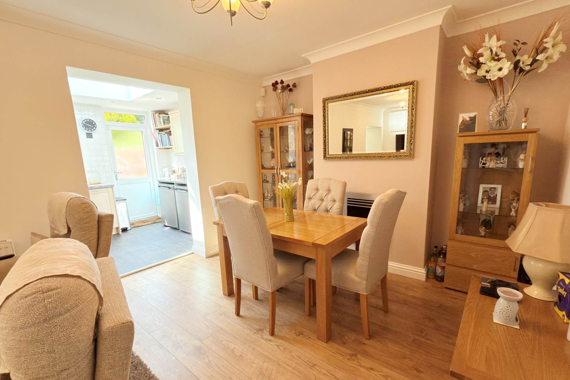 Additional Property Image 3 bedroom Semi Detached for sale in Watford 7