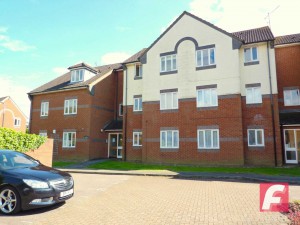 1 bedroom Apartment to rent in Bushey