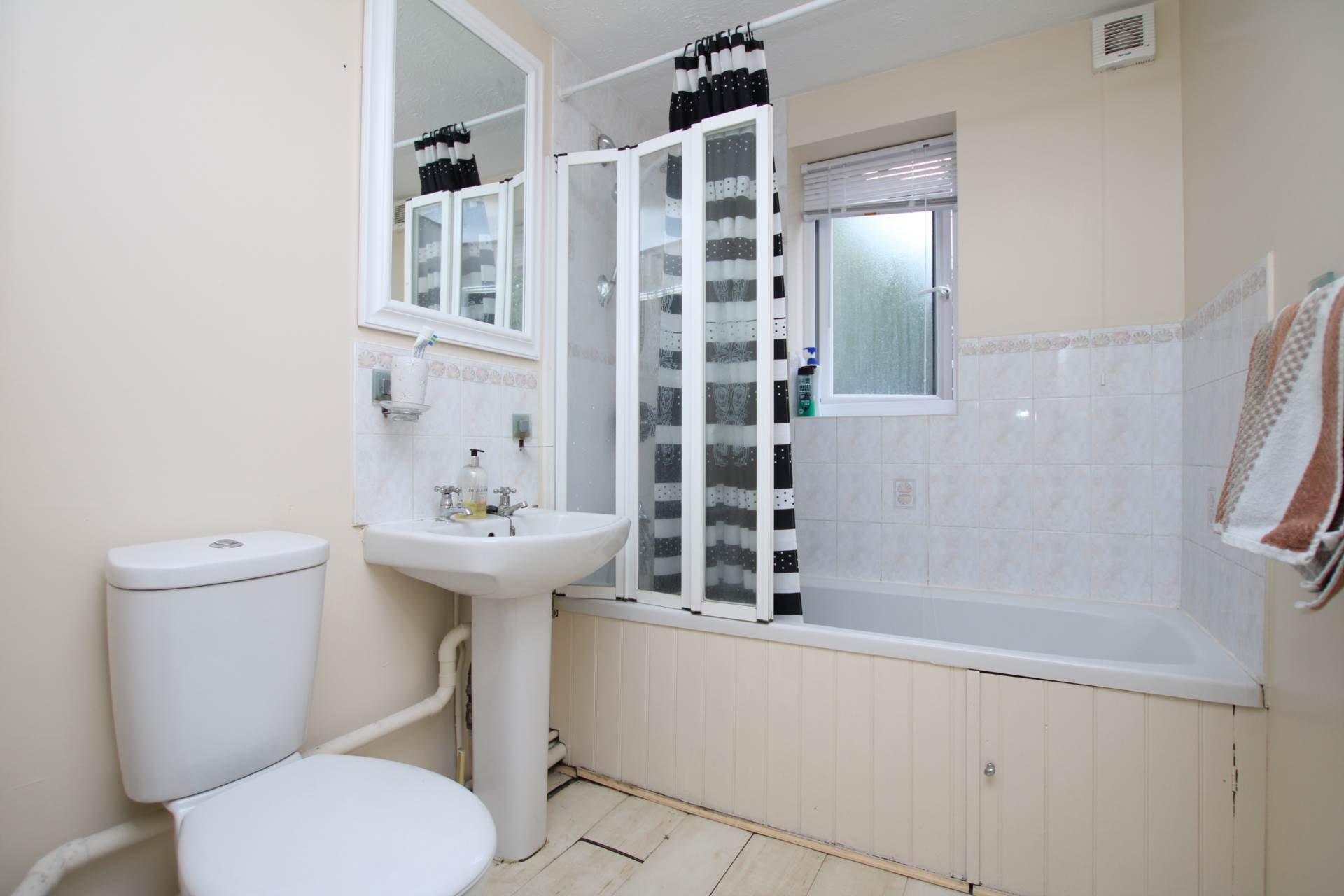 Additional Property Image 1 bedroom Flat to rent in Watford 6