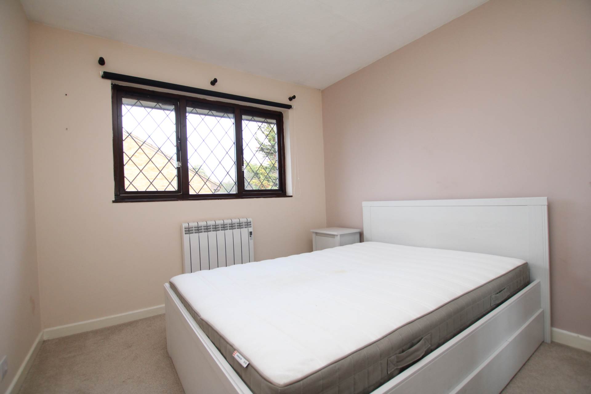 Additional Property Image 1 bedroom Flat to rent in Watford 8