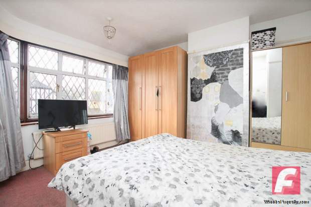 Additional Property Image 3 bedroom Semi Detached for sale in Rickmansworth 6