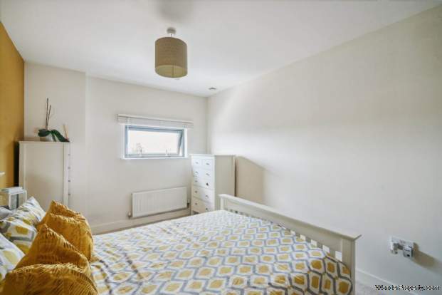 Additional Property Image 2 bedroom Apartment for sale in Watford 5