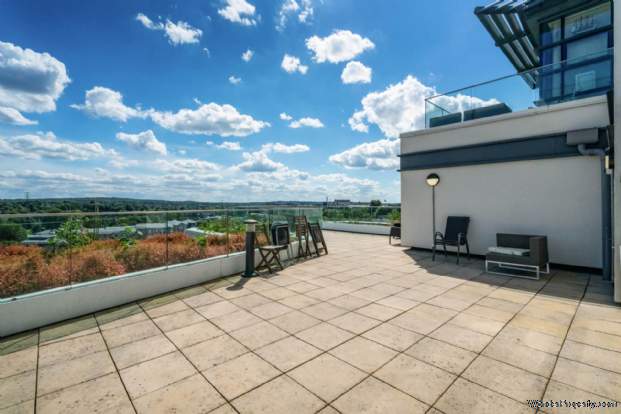 Additional Property Image 2 bedroom Apartment for sale in Watford 11