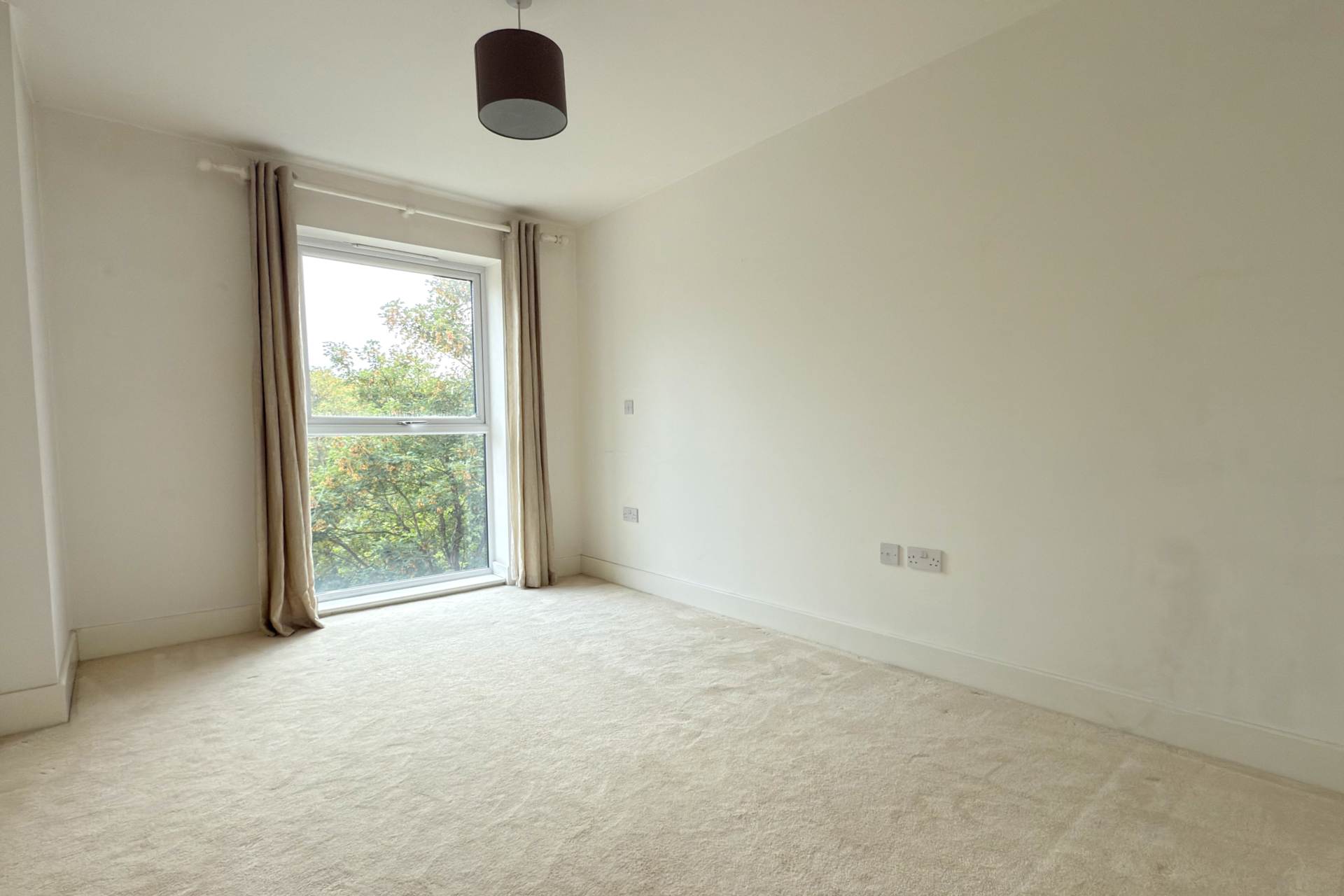 Additional Property Image 2 bedroom Flat for sale in Nash Mills Wharf 14