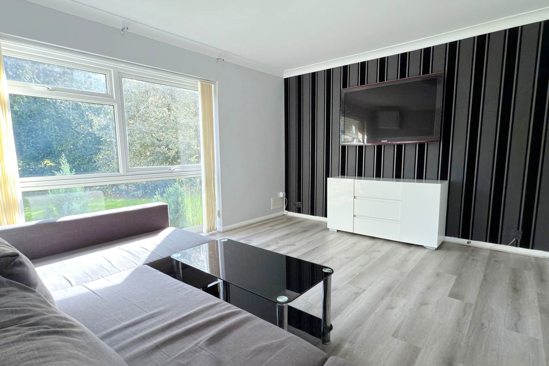 Additional Property Image 1 bedroom Apartment for sale in Bushey 3