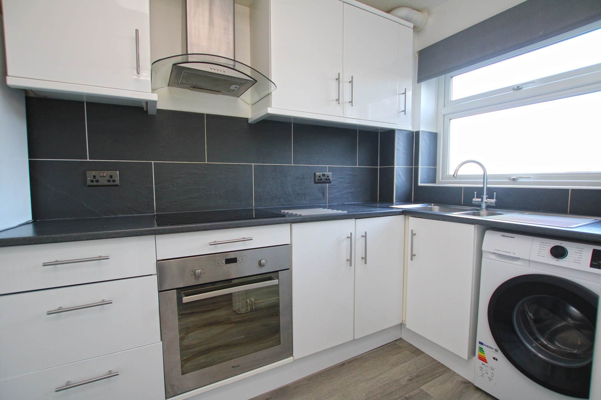 Additional Property Image 1 bedroom Apartment for sale in Bushey 4