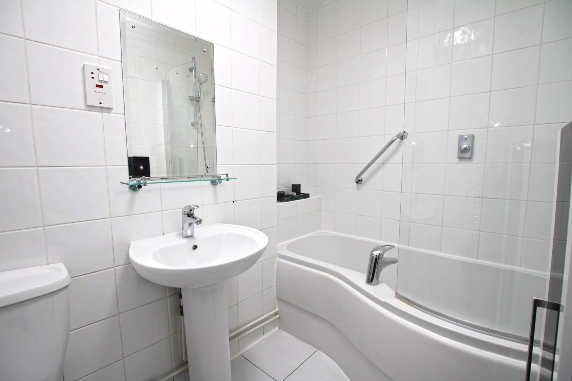 Additional Property Image 1 bedroom Apartment for sale in Bushey 6