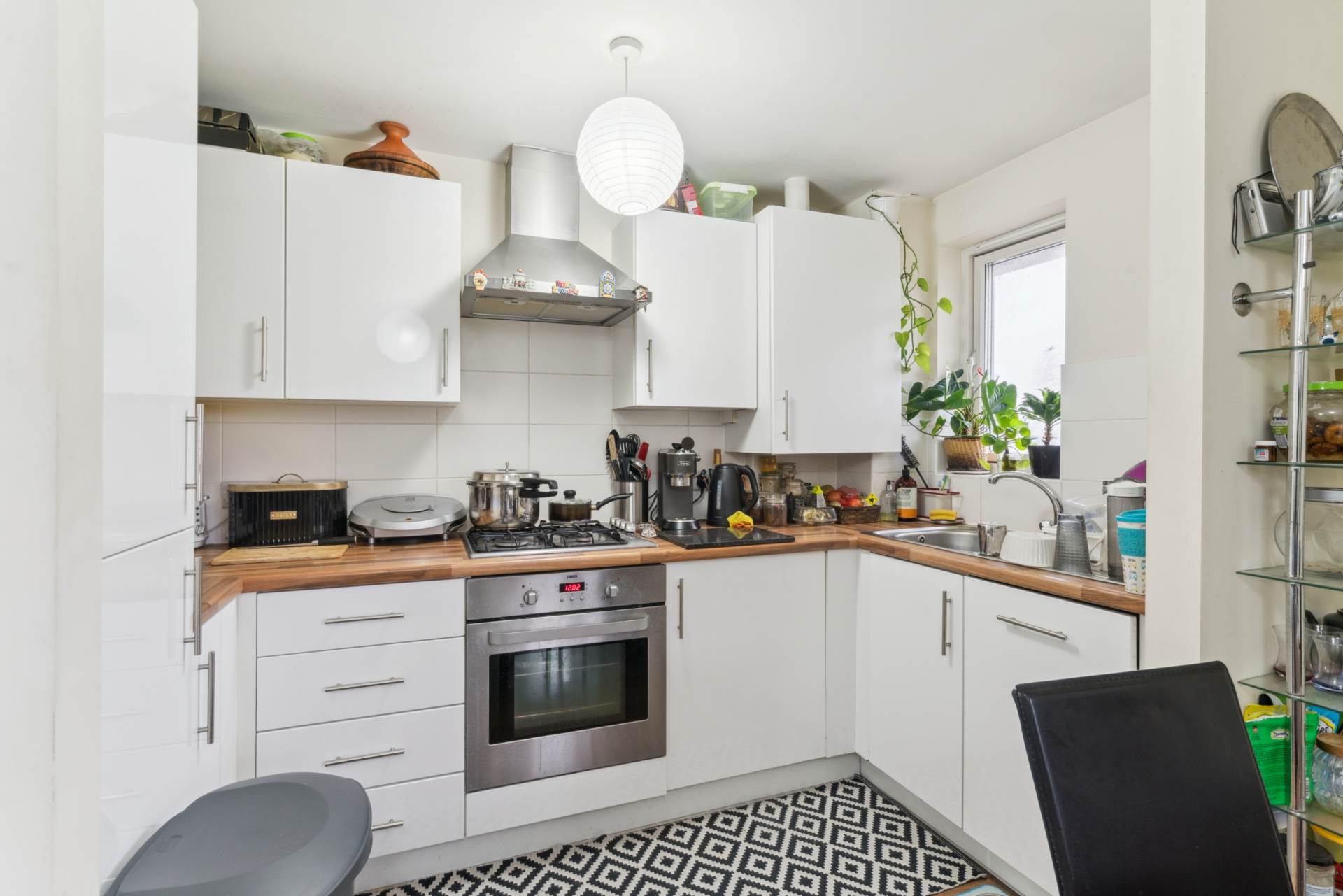 Additional Property Image 2 bedroom Apartment for sale in Watford 6