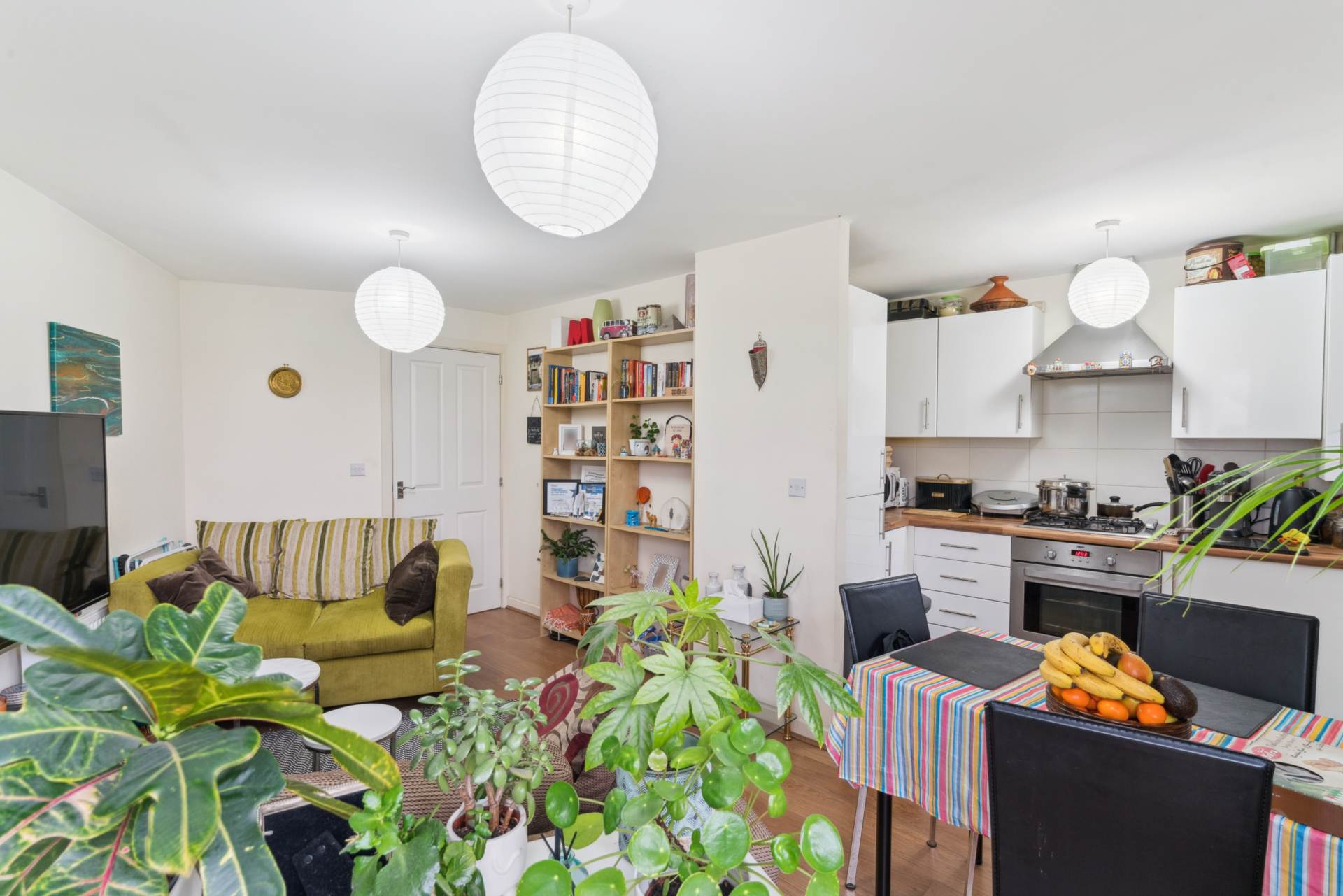 Additional Property Image 2 bedroom Apartment for sale in Watford 7