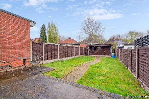 Additional Property Image 3 bedroom Semi Detached for sale in Watford 2