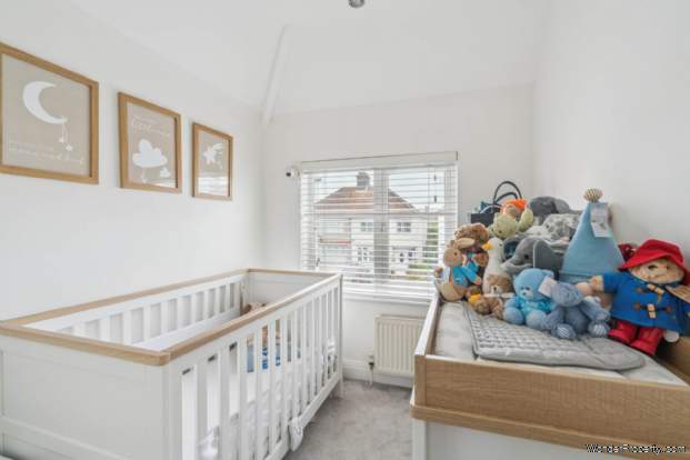 Additional Property Image 3 bedroom Semi Detached for sale in Watford 3