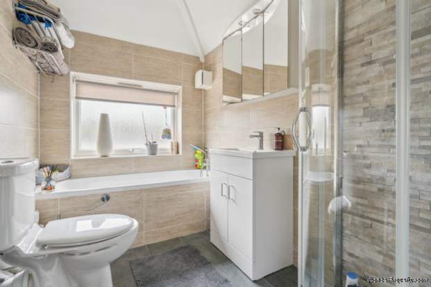 Additional Property Image 3 bedroom Semi Detached for sale in Watford 4