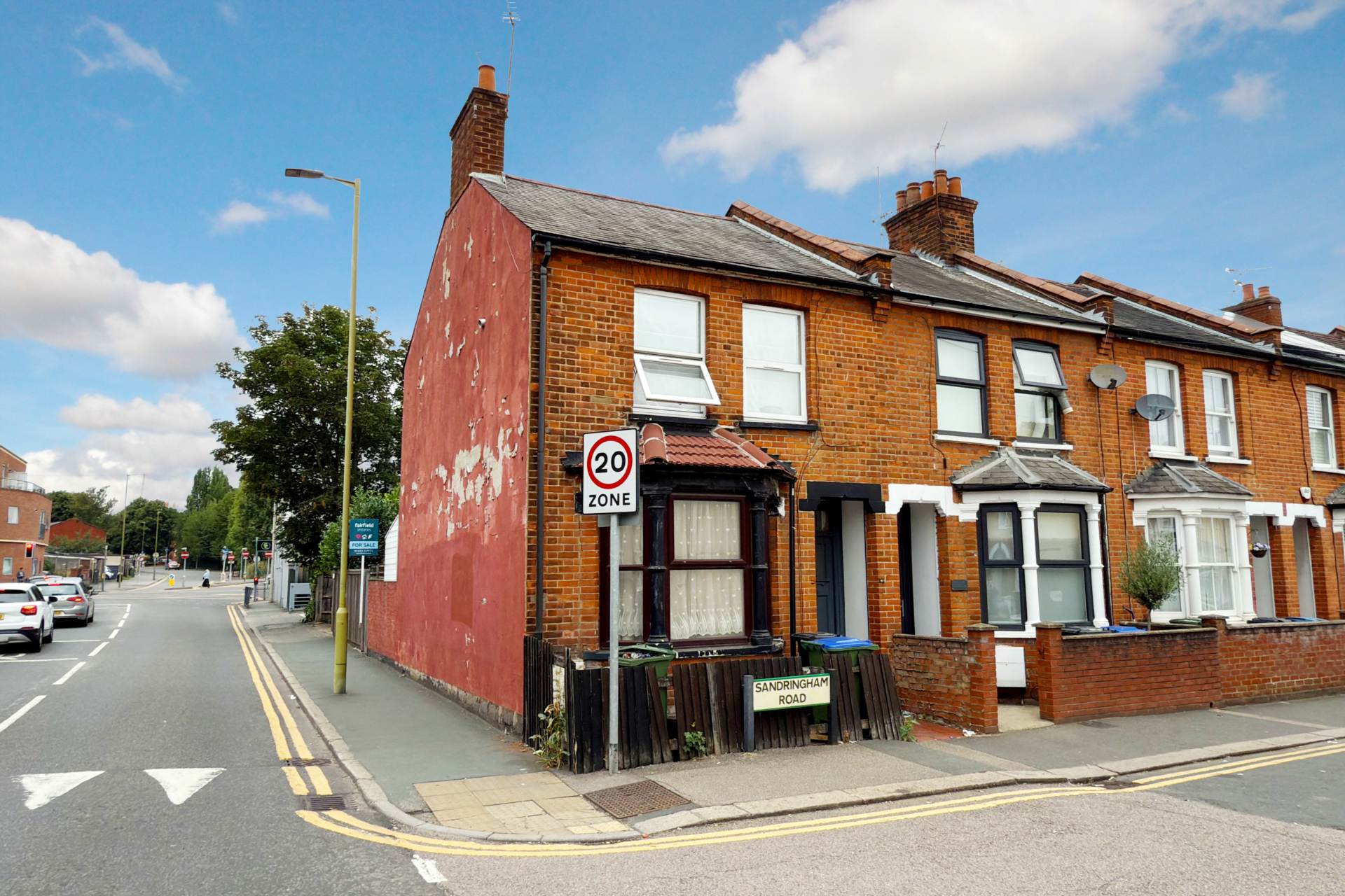 Additional Property Image 1 bedroom Maisonette for sale in Watford 2