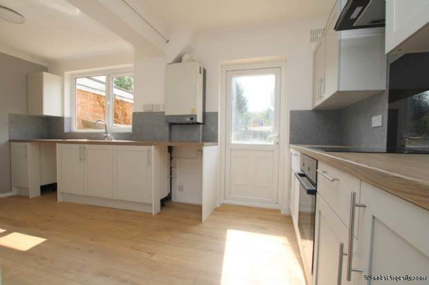 Additional Property Image 3 bedroom Semi Detached to rent in Watford 6