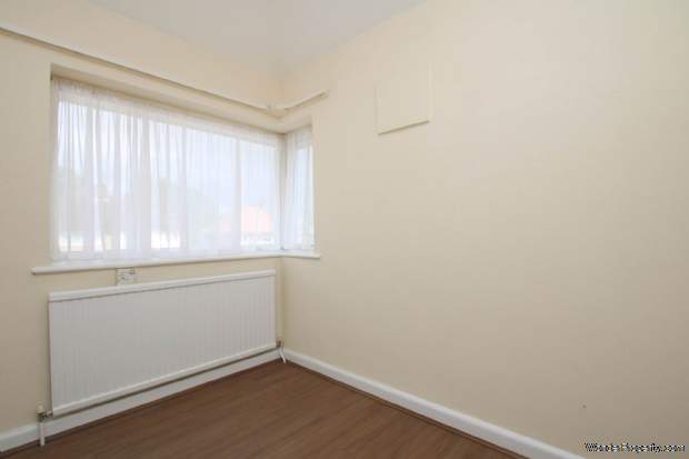 Additional Property Image 3 bedroom Semi Detached to rent in Watford 10
