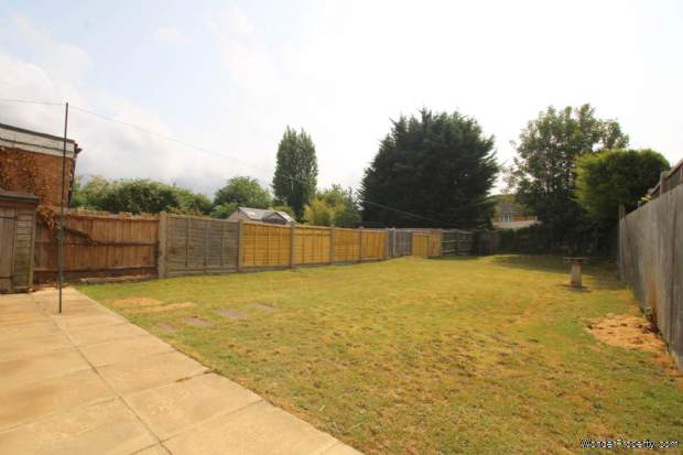 Additional Property Image 3 bedroom Semi Detached to rent in Watford 12