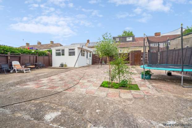Additional Property Image 3 bedroom Semi Detached for sale in Watford 16