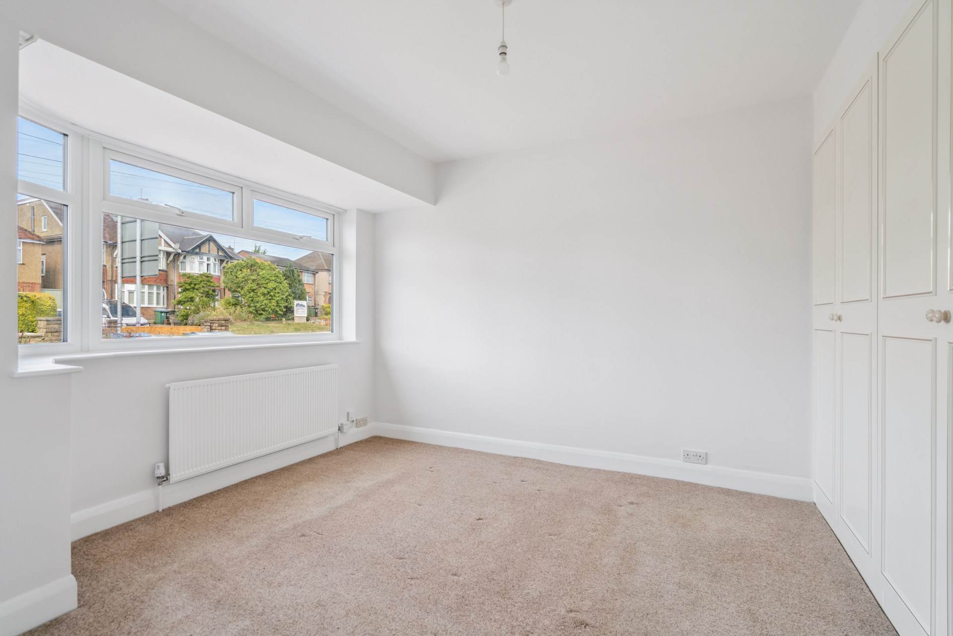 Additional Property Image 2 bedroom Semi Detached Bungalow for sale in Watford 8