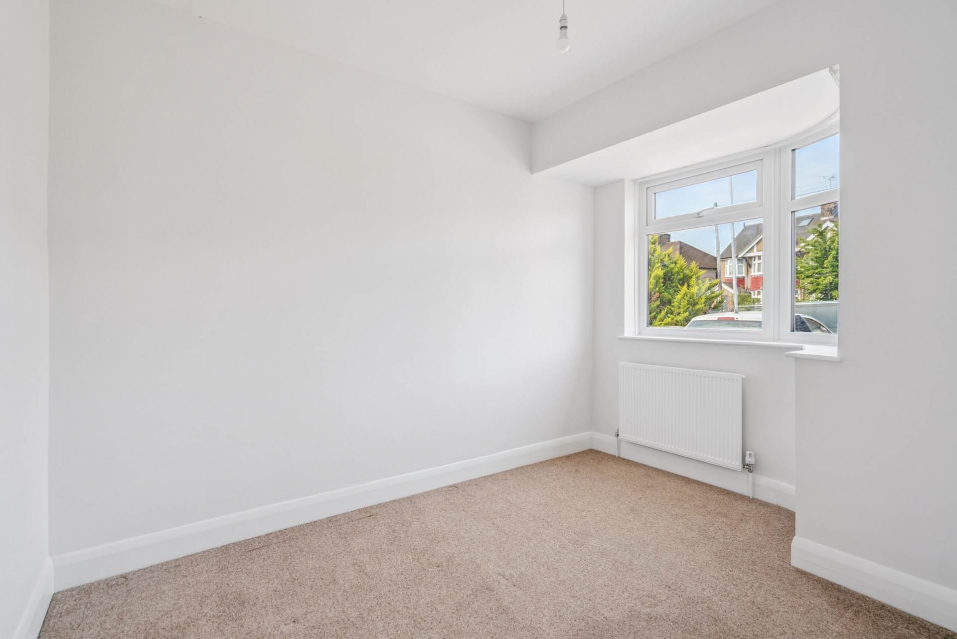 Additional Property Image 2 bedroom Semi Detached Bungalow for sale in Watford 9