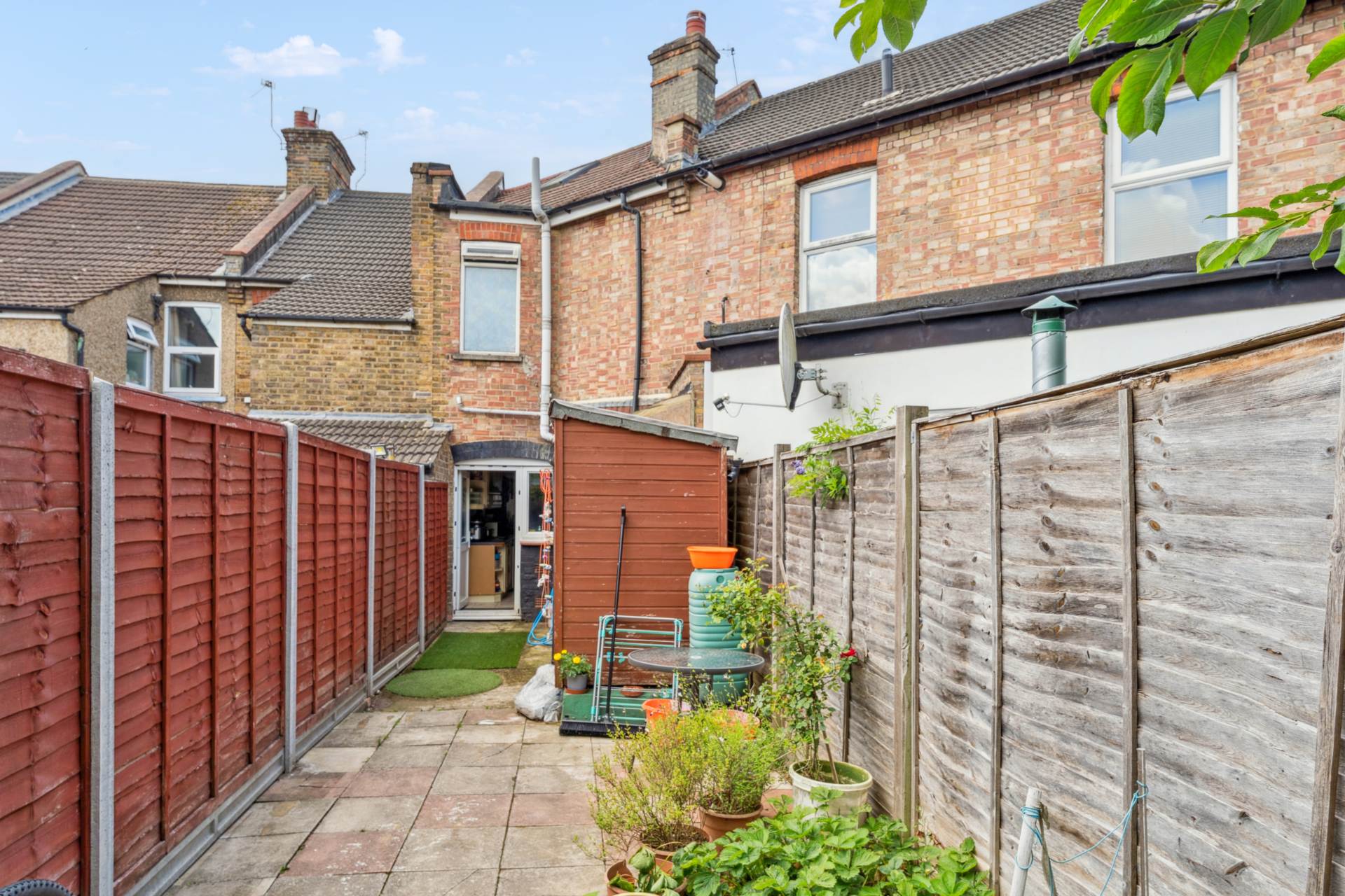 Additional Property Image 2 bedroom Terraced for sale in Watford 15