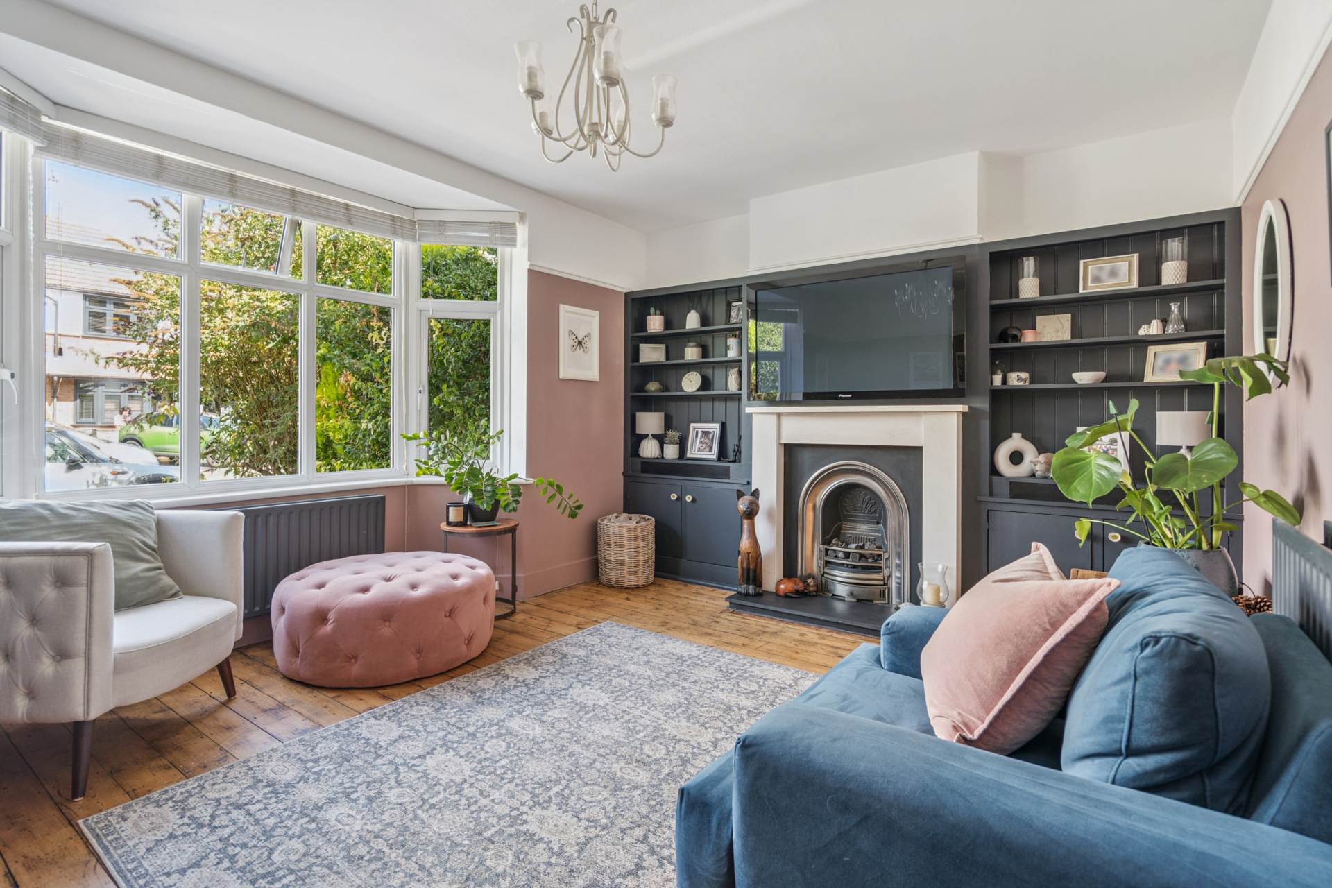 Additional Property Image 3 bedroom Detached for sale in Watford 2