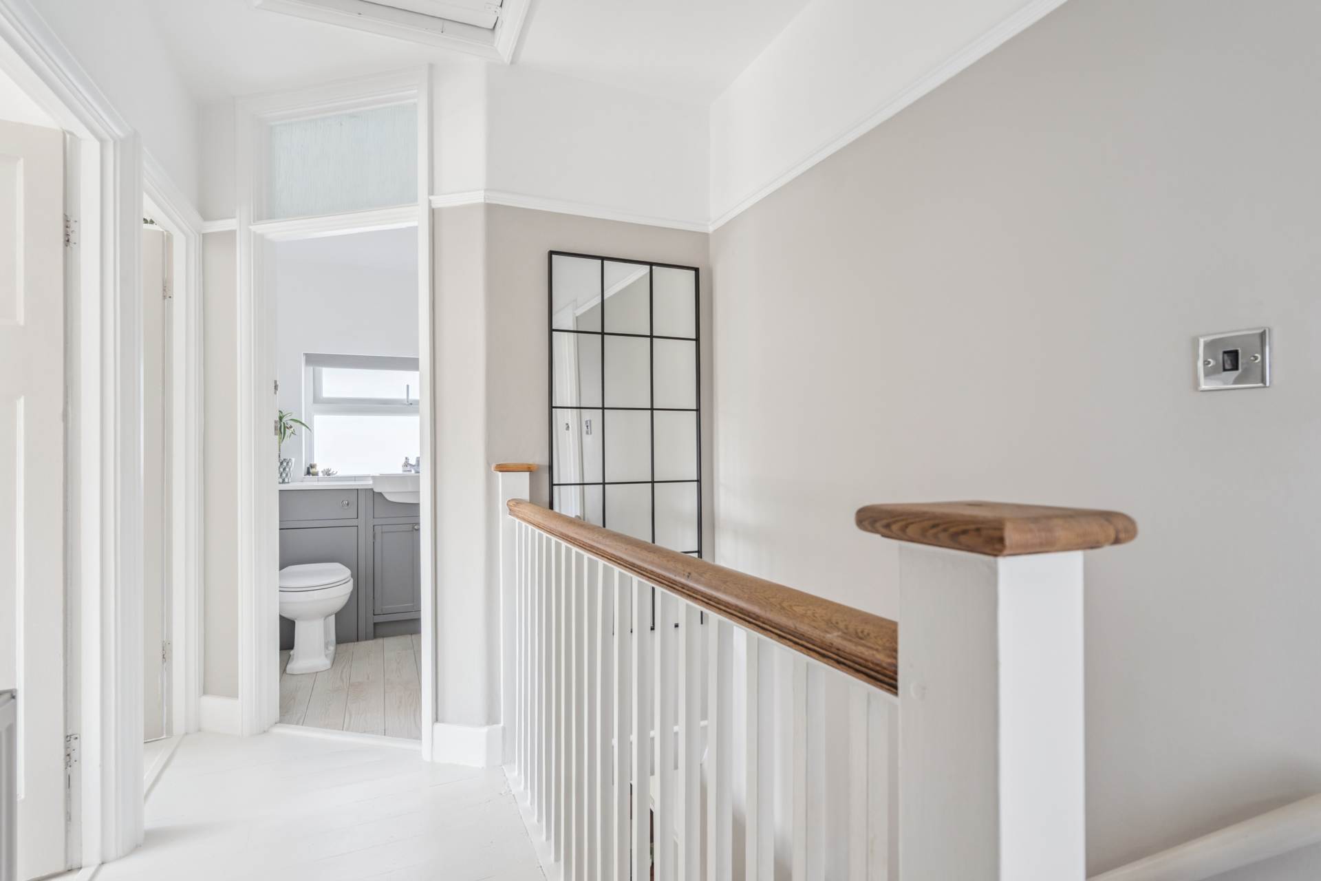 Additional Property Image 3 bedroom Detached for sale in Watford 8
