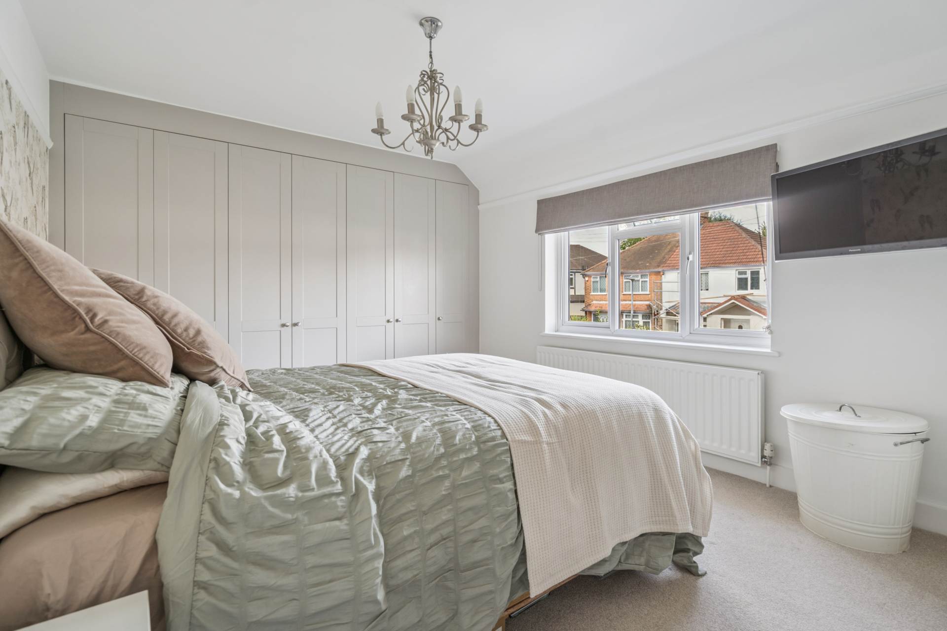 Additional Property Image 3 bedroom Detached for sale in Watford 9