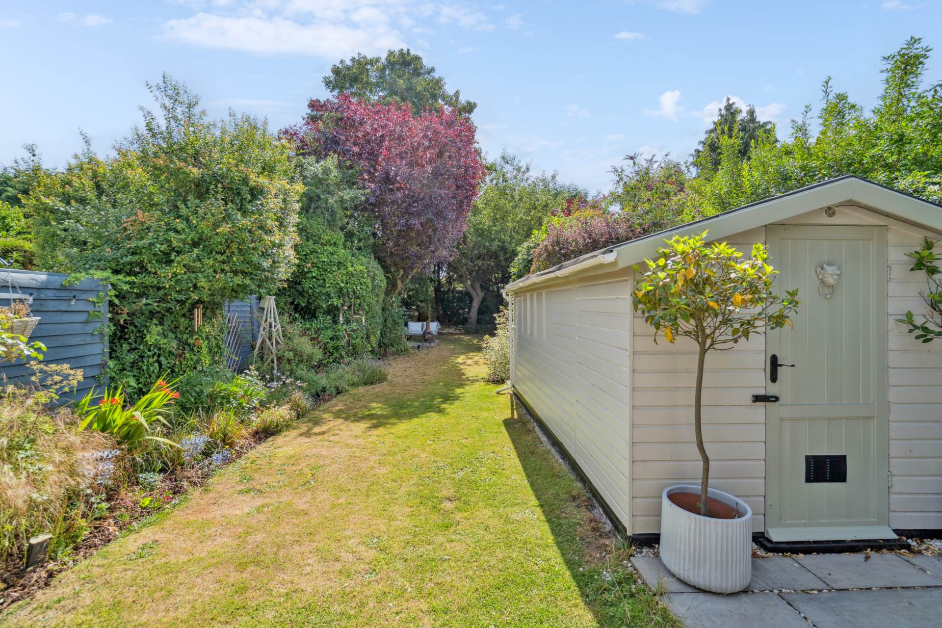 Additional Property Image 3 bedroom Detached for sale in Watford 13