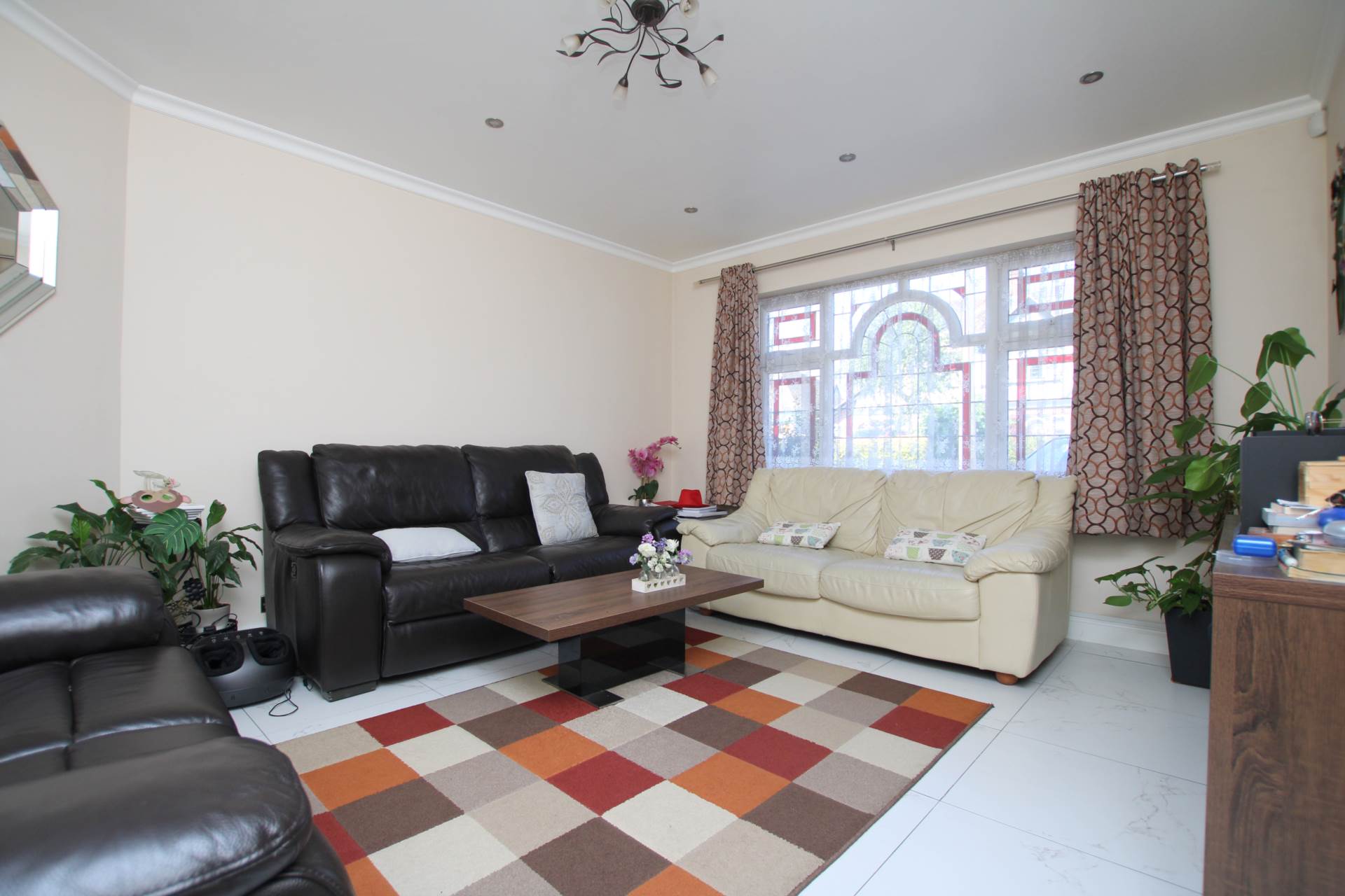 Additional Property Image 3 bedroom Semi Detached to rent in Watford 2
