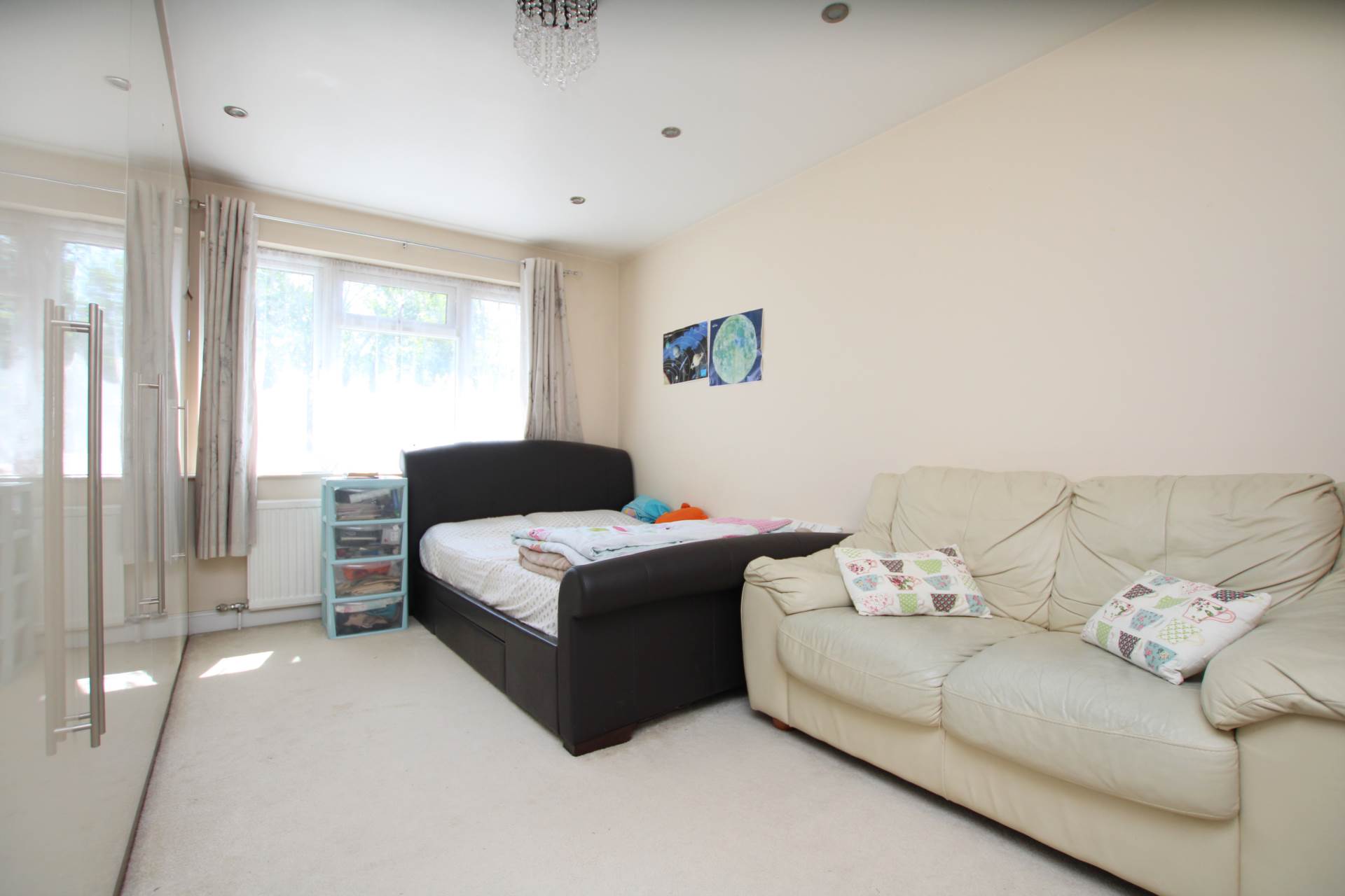 Additional Property Image 3 bedroom Semi Detached to rent in Watford 7